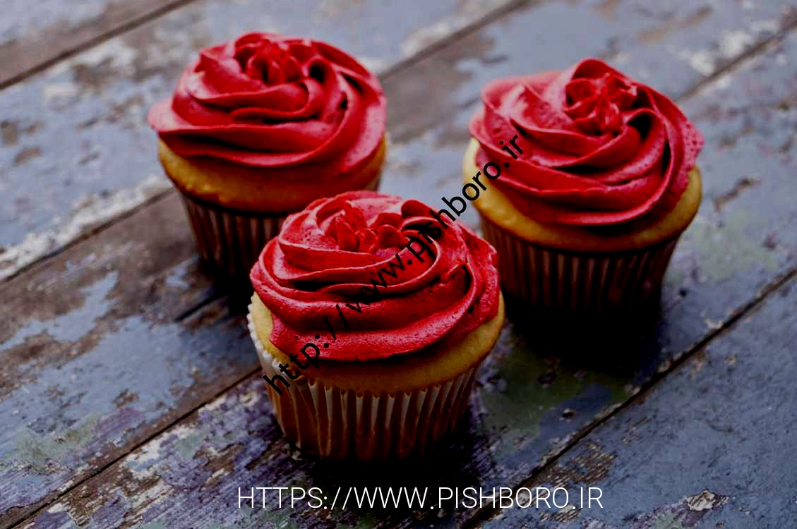 طرز تهیه کاپ کیک با تزیین خامه؛ ویژه ولنتاین کاپ کیک ولنتاین